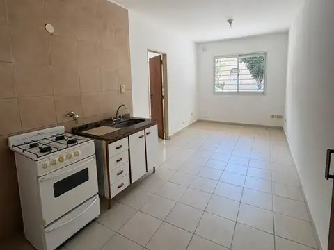 UN DORMITORIO EN ALQUILER