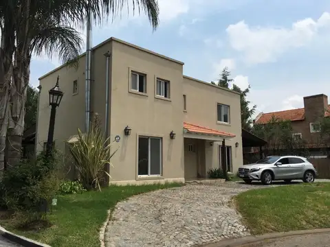 Casa  en Venta en Acacias Blancas, Ingeniero Maschwitz