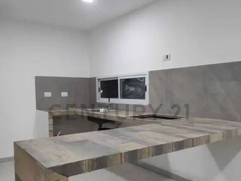 VENTA CASA 2 AMBIENTES LOS FRESNOS ARTURO SEGUI - LA PLATA