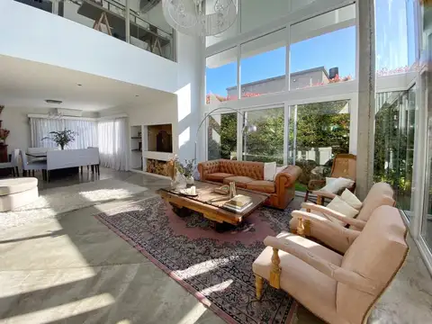 Casa en Alquiler Temporal en Santa Barbara, USD 7.000