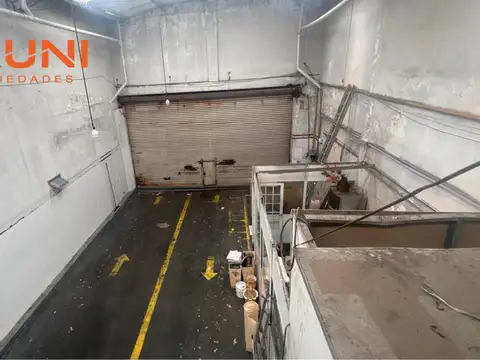 Venta – Galpón / Senillosa al 1500 / Parque Chacabuco