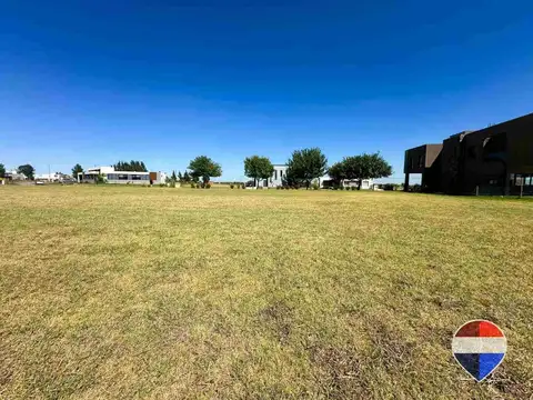 Terreno en Venta en Country Santa Rita, USD 80.000