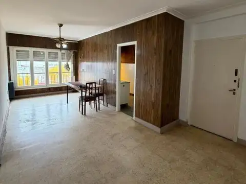 Cerrito 100, Piso 2