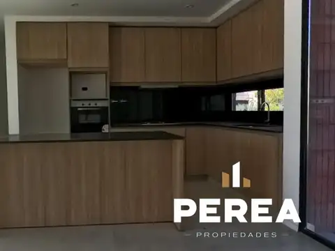 Casa en Venta en Comarcas de Luján, USD 299.000