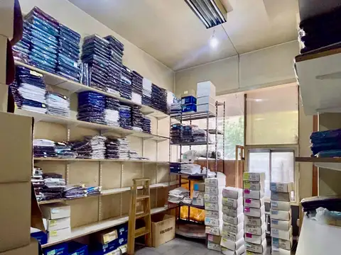 Local en Venta Via Púb.