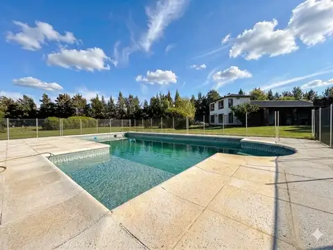 Casa en venta en Brandsen