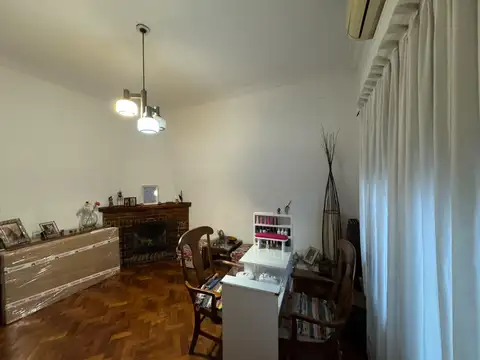 Casa en Venta en Olivos, USD 230.000