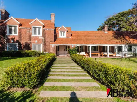 Casa en Pilar