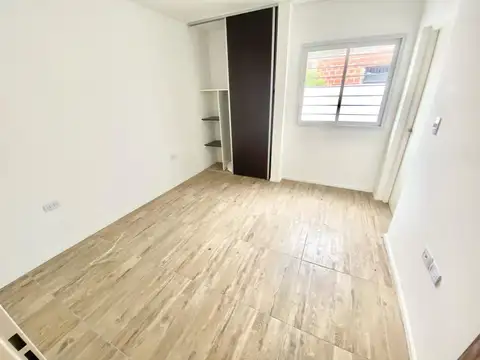 Departamento en Alquiler en Castelar Sur, $ 600.000