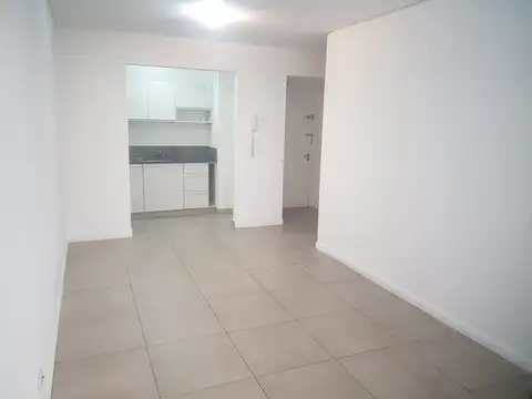 Gral Emilio Conesa 2500, Piso 1