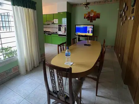 Casa en Venta en Haedo Sur, USD 180.000