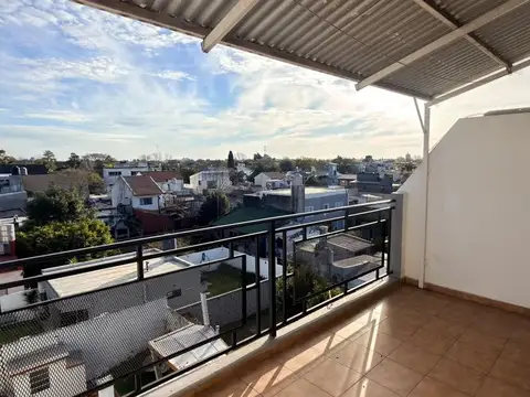 Beron De Astrada 100, Piso 1°
