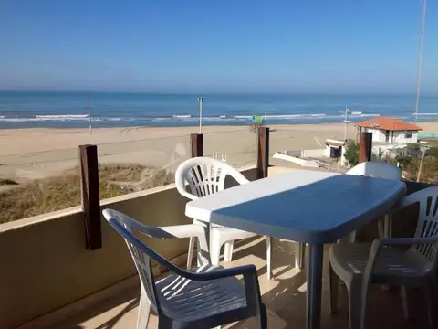 Hotel apart frente al mar