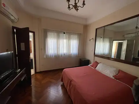 Departamento 10 ambientes con 7 baños