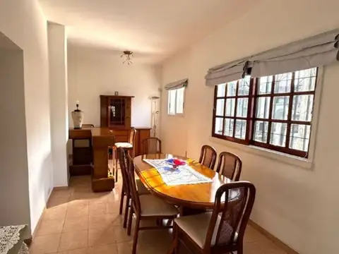 Depto Tipo Casa en Venta de 4 ambientes