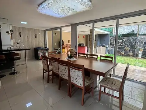 CF1202 - CASA EN VENTA B° PRIVADO PANAMBÍ