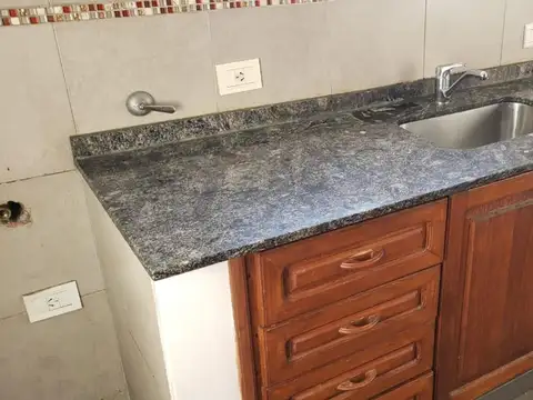 Venta casa + dos locales comerciales en Merlo San Luis