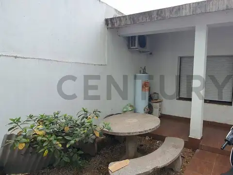 Venta - Casa 2 dormitorios - Cañada de Gomez