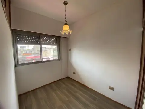 Departamento en Venta en Campana, USD 85.000