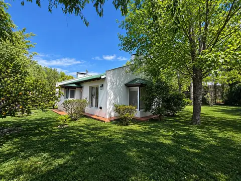 Casa en Alquiler Permanente en Barrio Parque La  Verdad