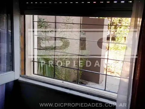 Depto Tipo Casa en Venta con 2 cocheras