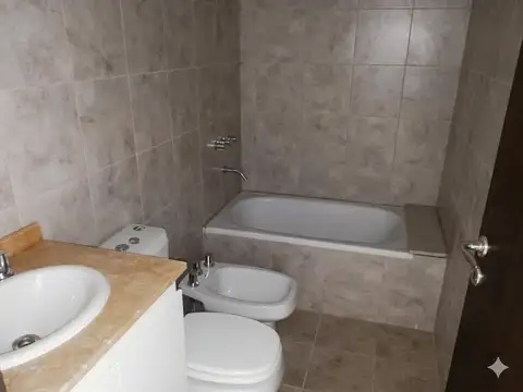 Departamento en Alquiler en Ituzaingo, $ 550.000