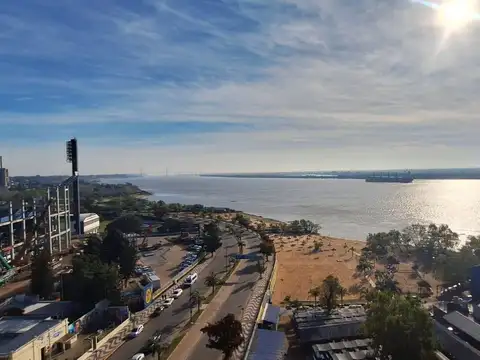 Bv. Avellaneda y Av. Génova