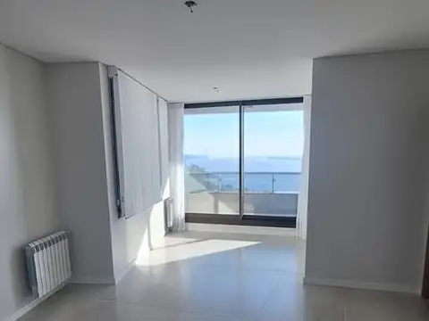 Departamento premium EN ALQUILER C/COCHERA, 2 dormitorios, balcón con vista panorámica al Rio Paraná