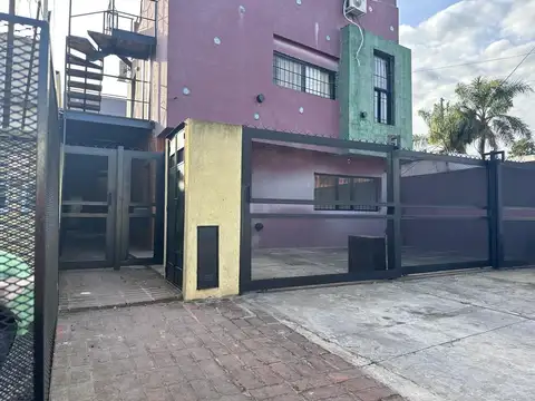 Alquiler depto 2 amb/Patio y parrilla Pilar Centro