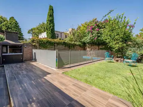 Casa 6 ambientes con 4 baños