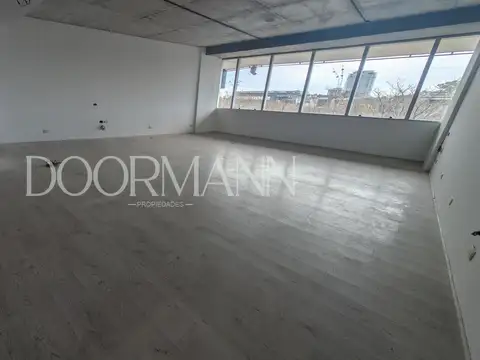 Oficina en alquiler Nordelta con Cartel