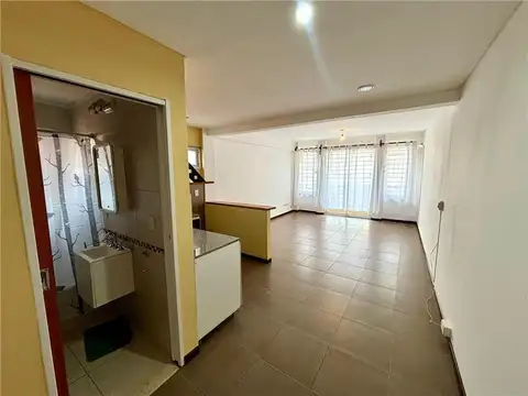 Departamento en Alquiler en Banfield, $ 320.000
