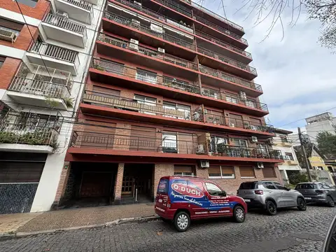 Excelente epartamento 3 ambientes. Olivos.