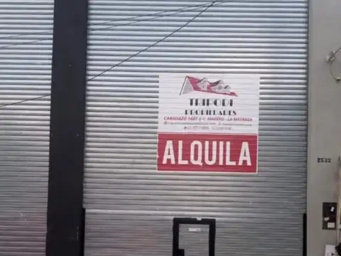 ALQUILO GALPON  250 MTS