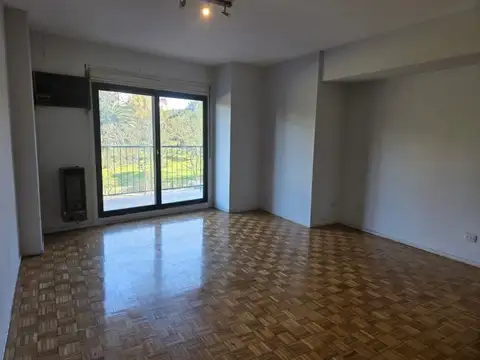 Departamento en Alquiler de 4 ambientes