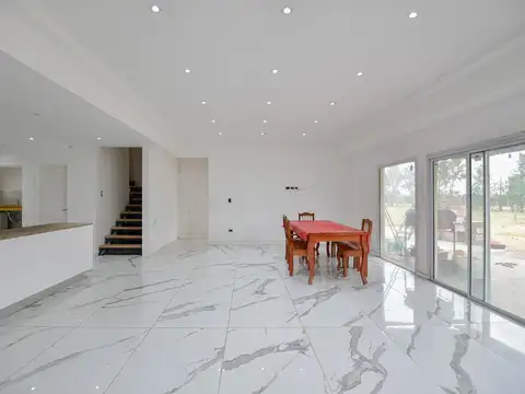 Casa en Alquiler en Countries y Barrios Cerrados en la Plata, USD 700