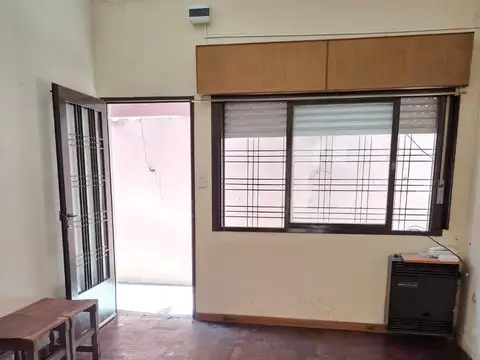 Depto Tipo Casa en Alquiler en Munro-Oeste, $ 350.000
