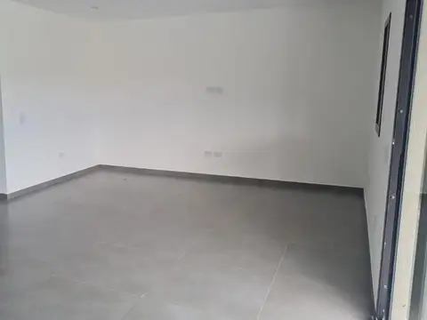 EXCELENTE CASA EN VENTA EL ALJIBE PILAR