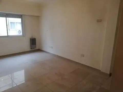 Departamento en Venta en Ramos Mejia, USD 48.000