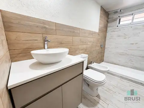 Depto Tipo Casa en Venta de 4 dormitorios