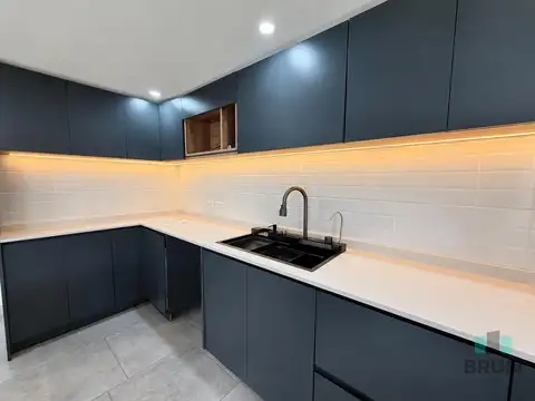 Depto Tipo Casa 5 ambientes con 1 baño
