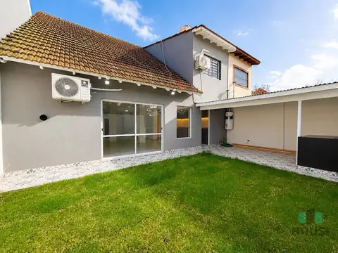 Depto Tipo Casa en Venta en Temperley, USD 169.000