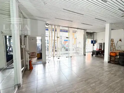 Local 430m2 en San Martín al 2000