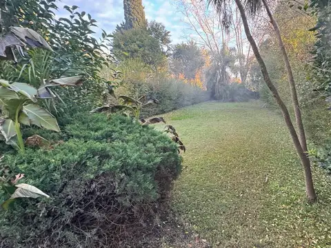 Terreno en venta en Del Viso