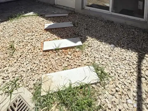 PH DE 3 AMBIENTES CON JARDIN, GALERIA Y TERRAZA EN VENTA. FLORIDA OESTE