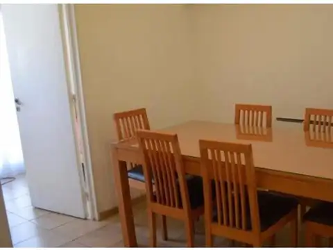 Semi piso con palier privado en el barrio de Recoleta,