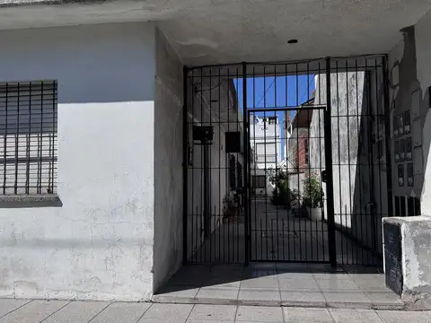 Depto Tipo Casa en Venta de 2 ambientes