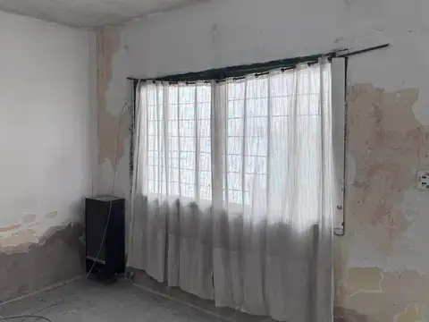 Depto Tipo Casa en Venta 60 años
