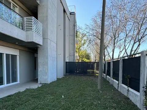 Juan José Paso 8800