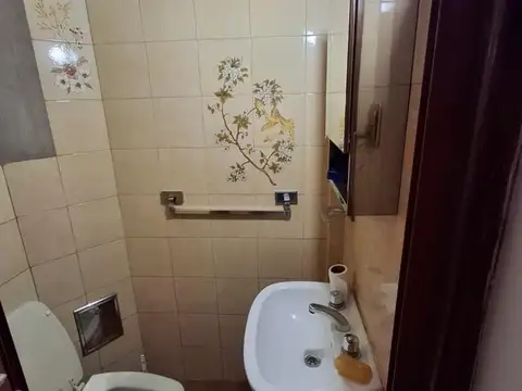 Depto Tipo Casa en Venta 50 años